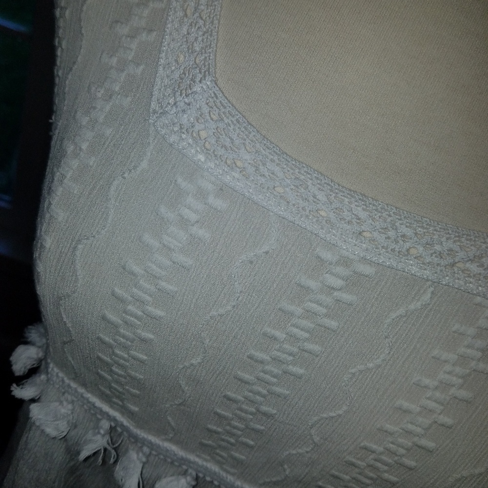 Top - Picture 2 of 3